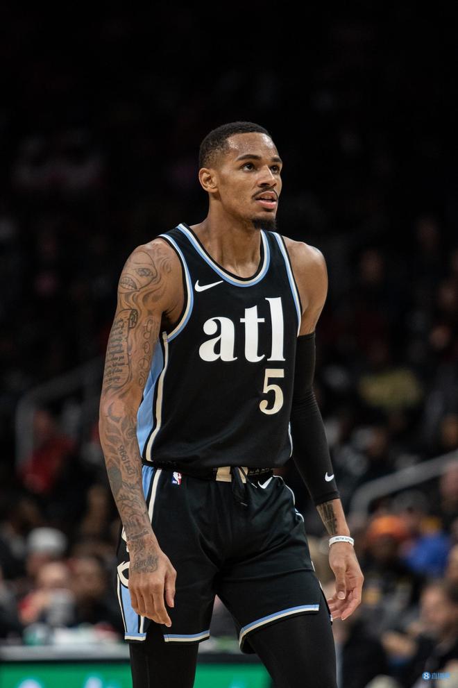 但在更衣室 但在更衣室