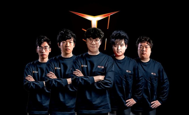 届时答案自 届时答案自